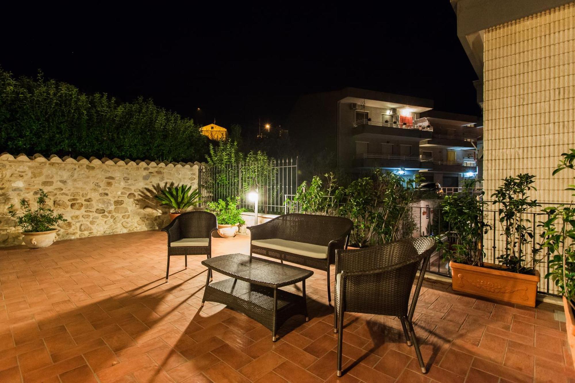 A Casa Nostra Residenza Di Charme Bed & Breakfast Candela Exterior photo